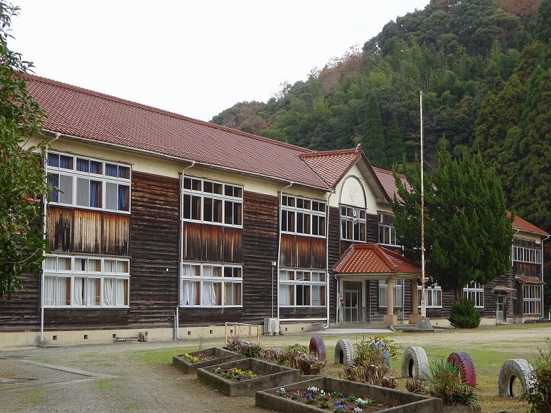 旧跡市（あといち）小学校