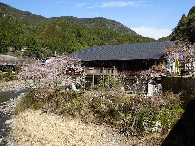 馬路村ふるさとセンターまかいちょって家