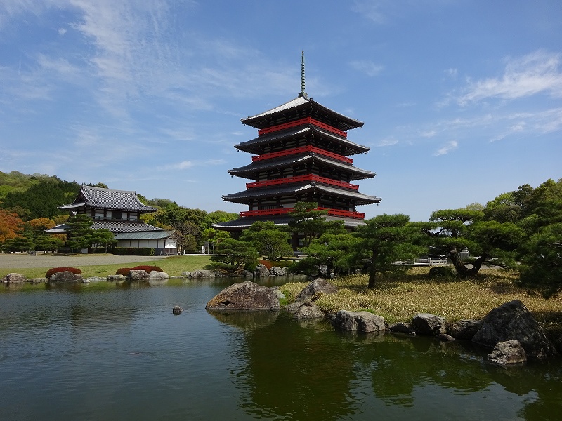 蓮華院誕生寺