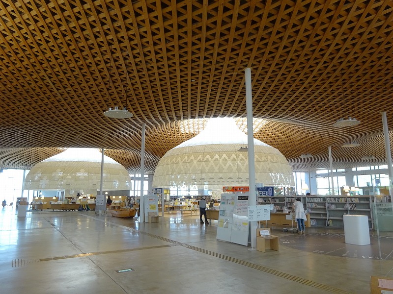 岐阜市立中央図書館