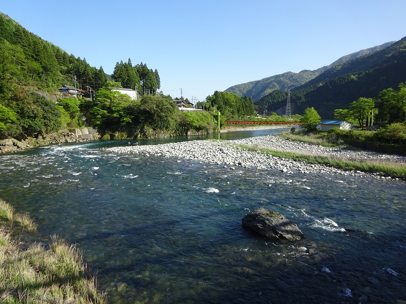 根尾川