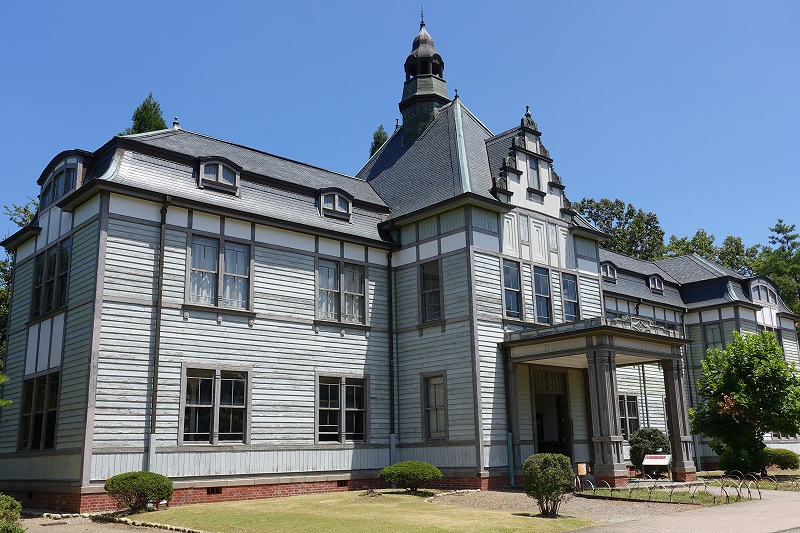 北里研究所本館・医学館