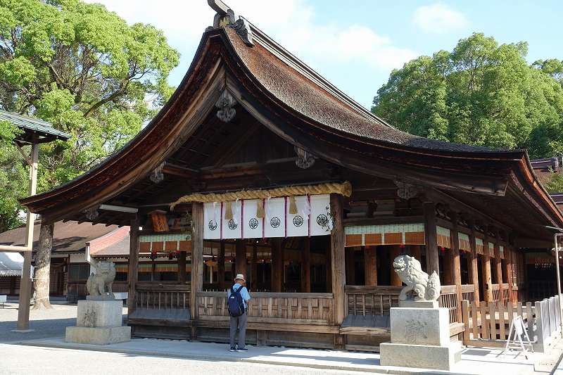 尾張大國魂神社　拝殿