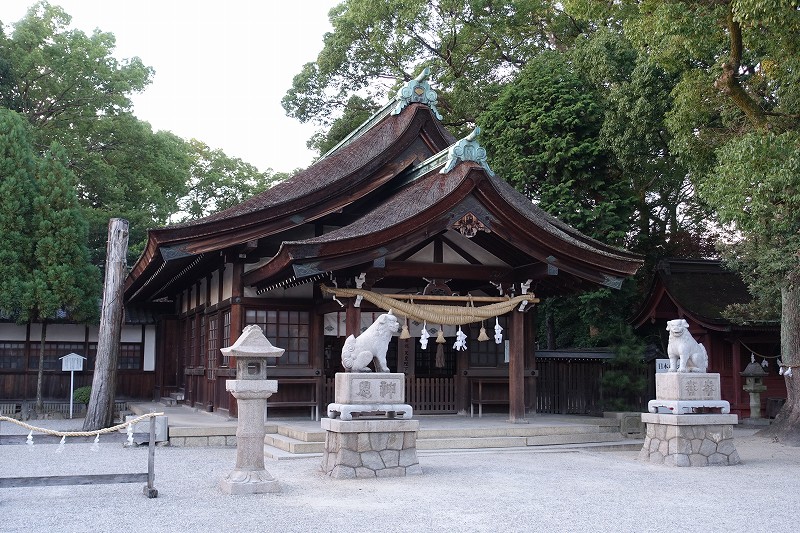 知立神社拝殿