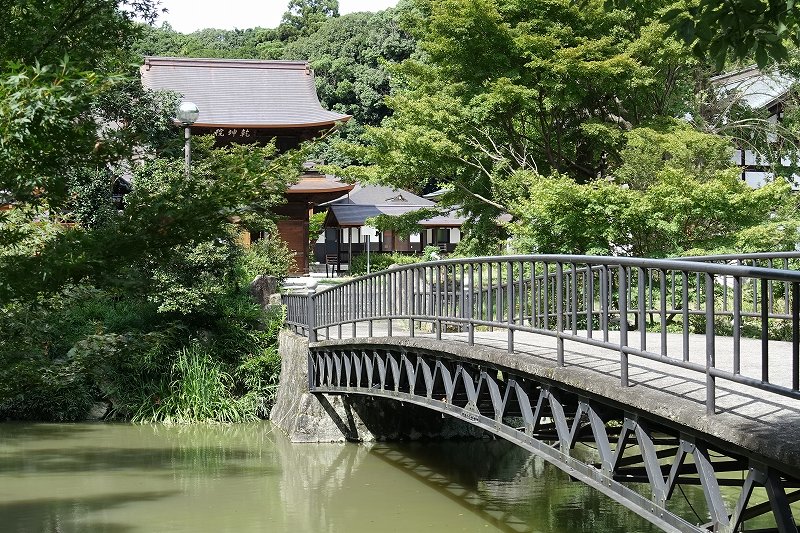 乾坤院」　白字橋