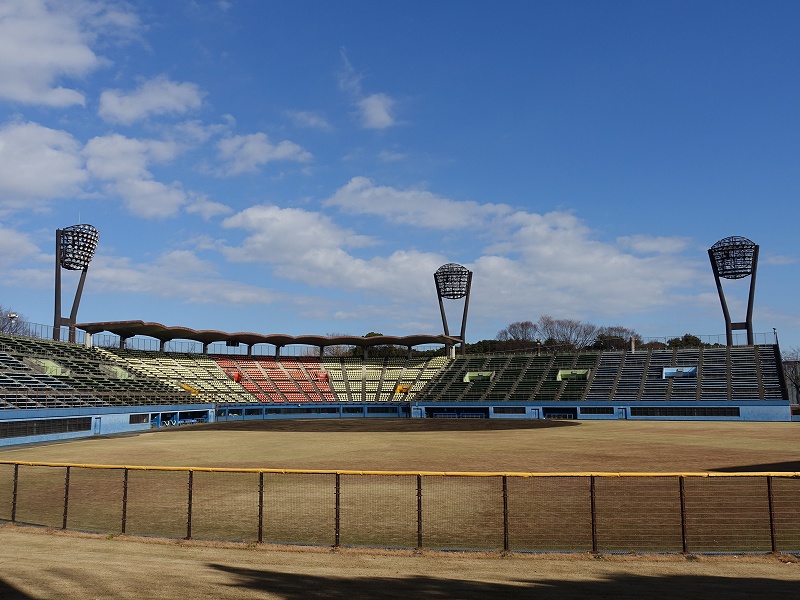 平塚球場