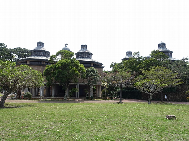 浦添市美術館