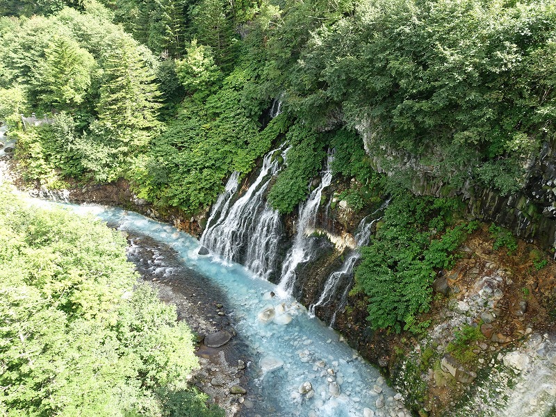 白ひげの滝