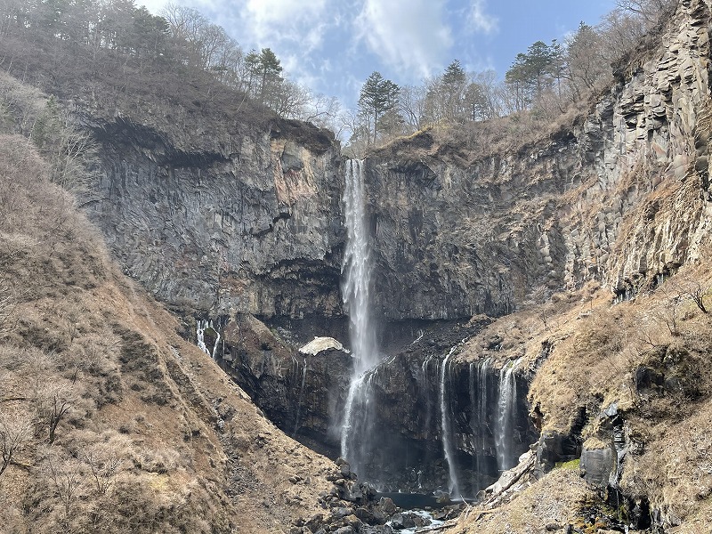 華厳滝