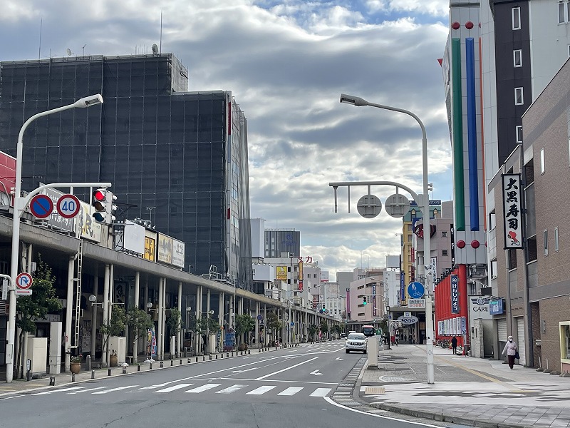 青森駅東口