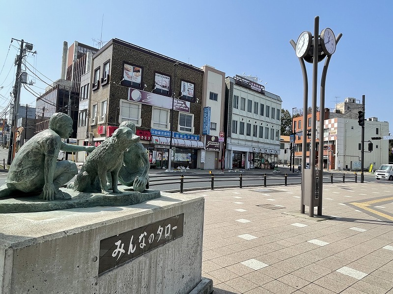 石岡駅　タロー