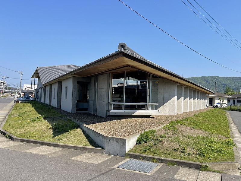 豊後高田市立図書館