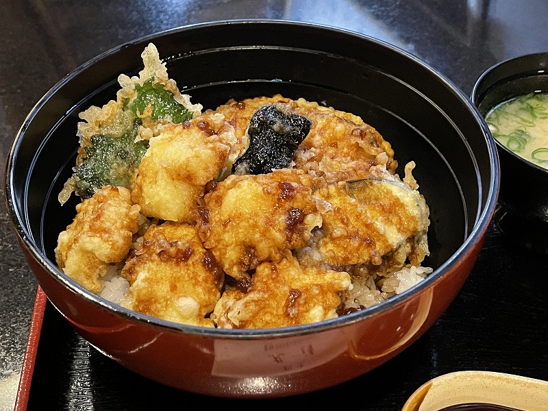 割烹丸清　はも天丼