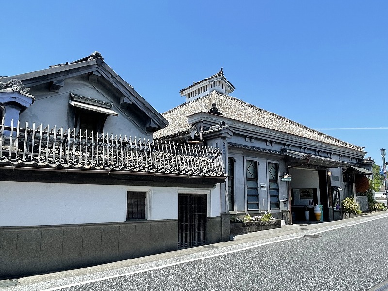 酒蔵ショップ薫長酒館・薫長酒蔵資料館