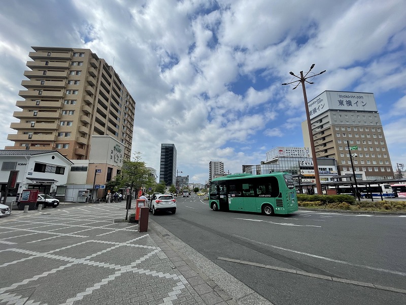 西城駅南口広場