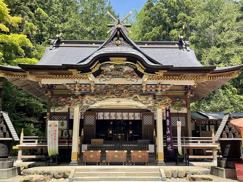 寳登山神社