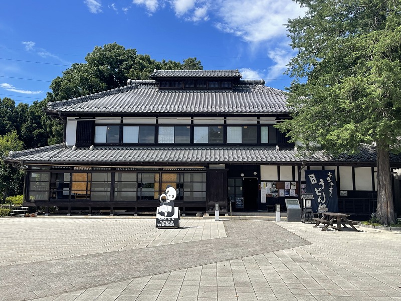 べに花ふるさと館