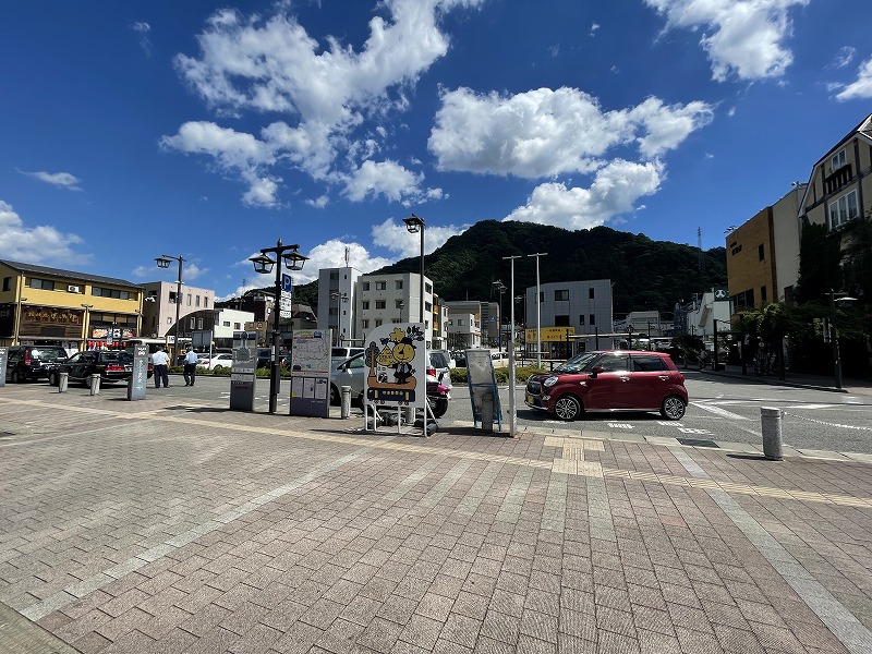 大月駅　ロータリー