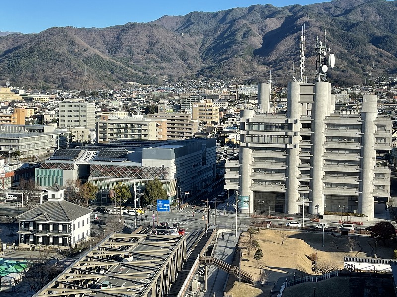 山梨県立図書館