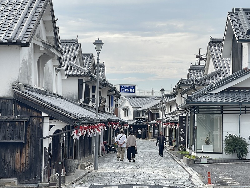 古市・金屋白壁の街並み