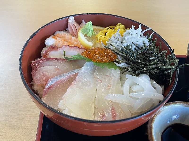 海鮮丼