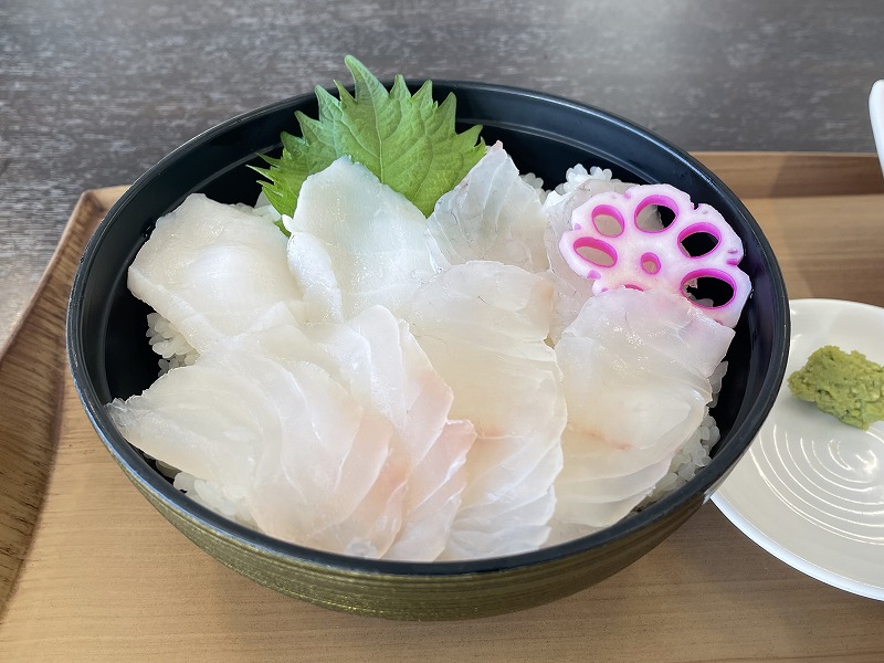 地魚丼