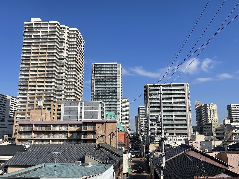 高層マンション群