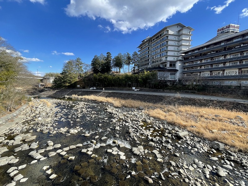 磯部温泉