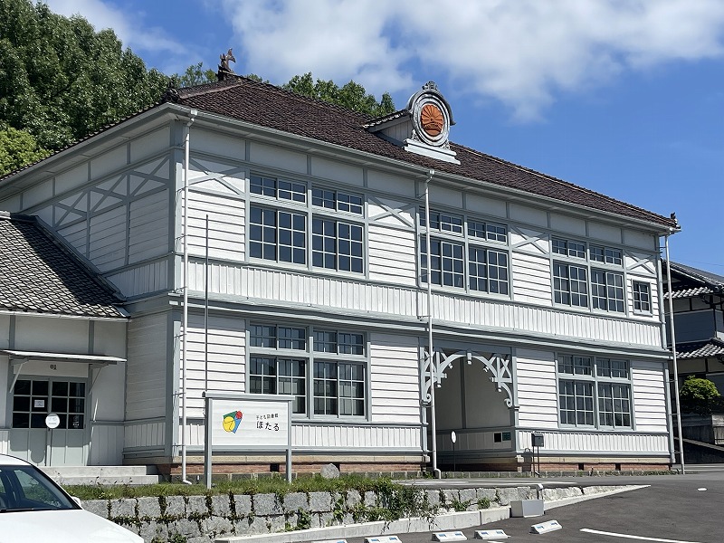 旧赤坂高等尋常小学校本館