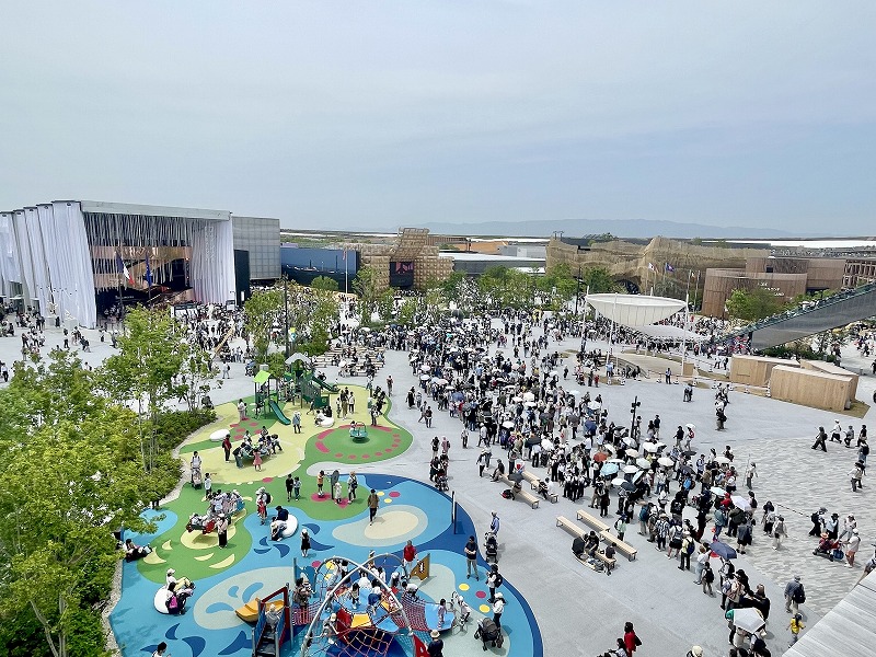 光の広場