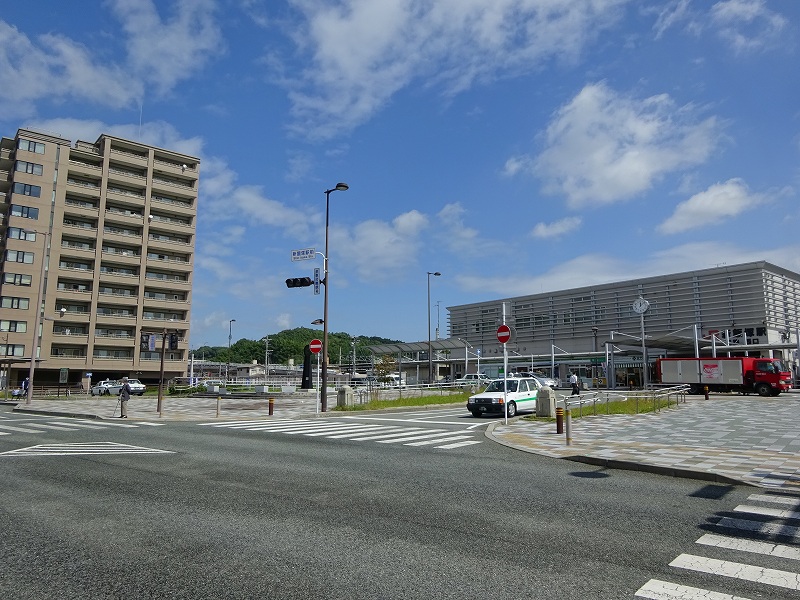 新飯塚駅