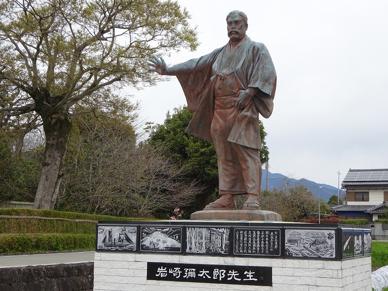 岩崎弥太郎像