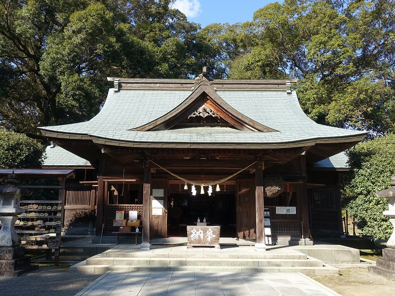 都萬神社