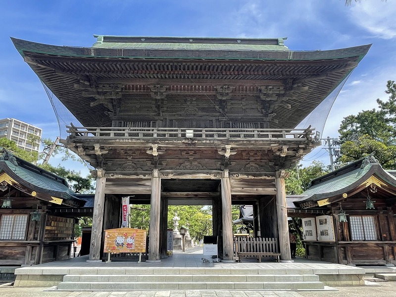 白山神社　髄神門