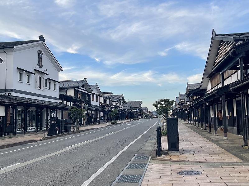 塩沢宿牧之通り