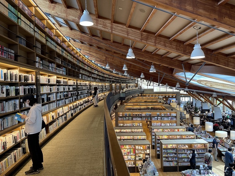 武雄市図書館・歴史資料館