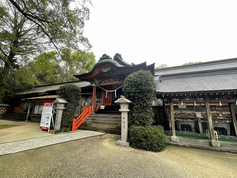 新田神社勅使殿