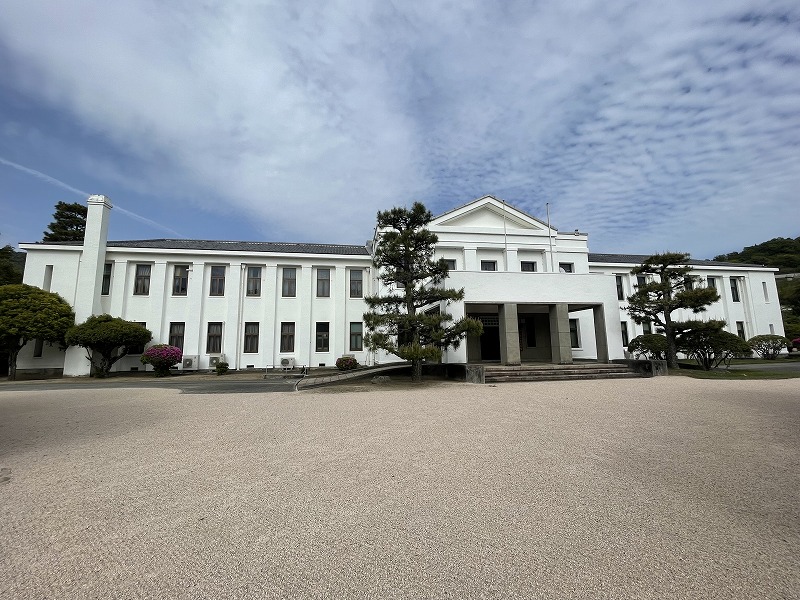 第１術科学校庁舎