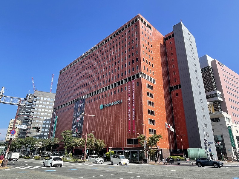 西日本新聞会館