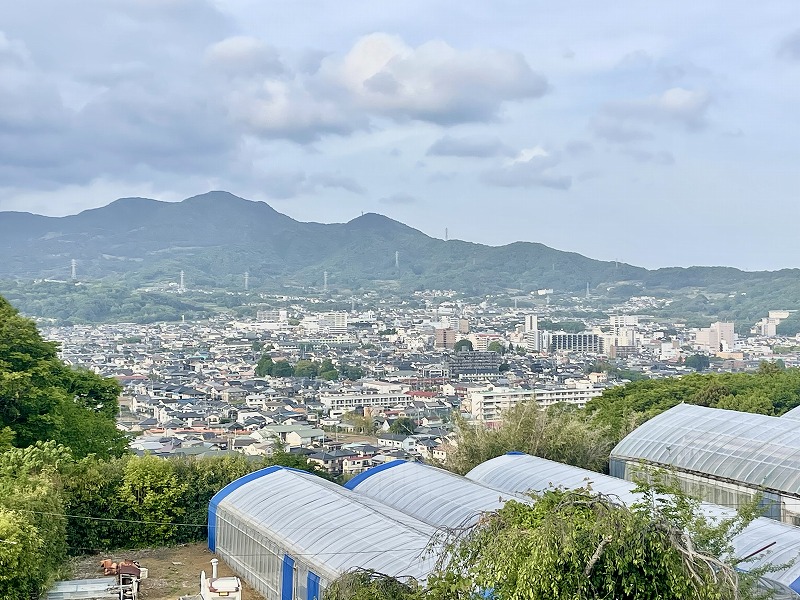 震生湖駐車場