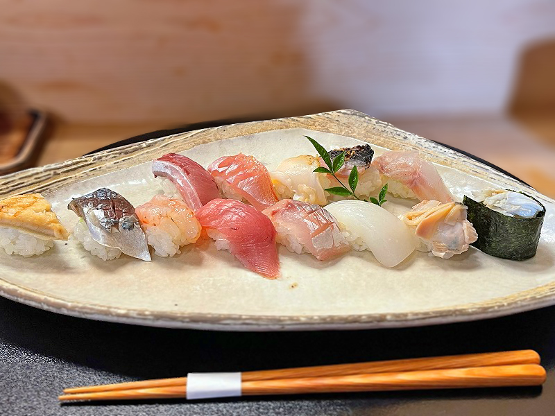 すし良