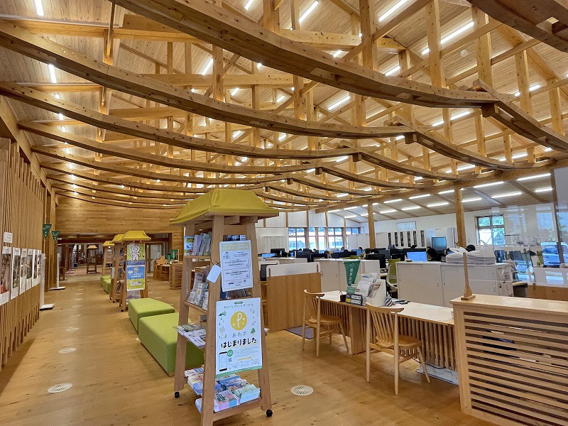 西粟倉村役場