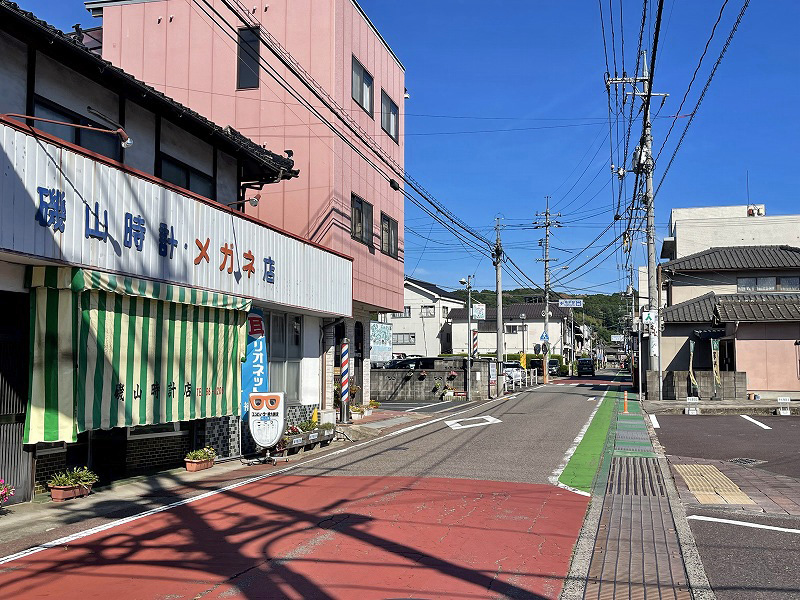 亀甲駅前