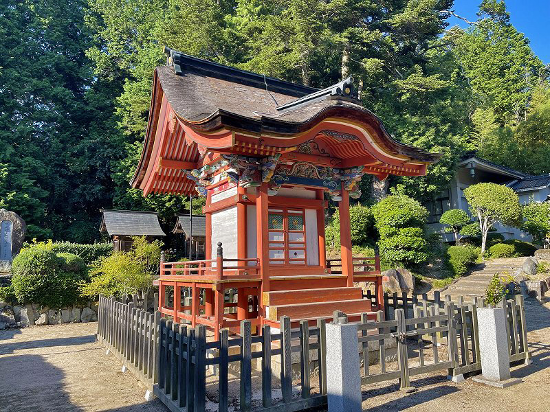 妙本寺番神堂