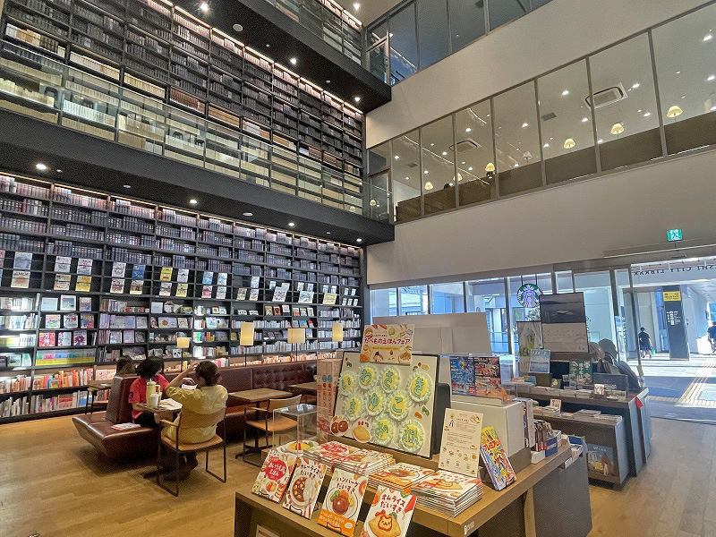 高梁市図書館