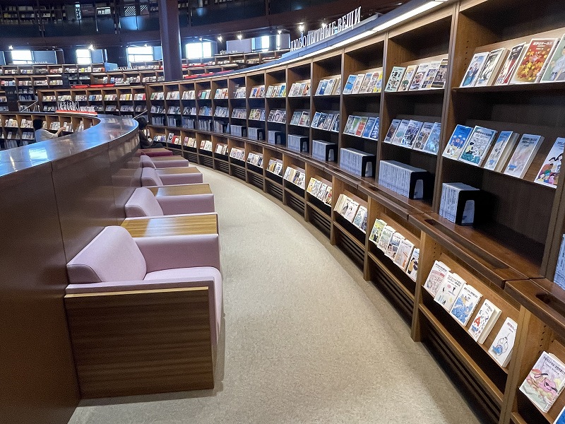 石川県立図書館