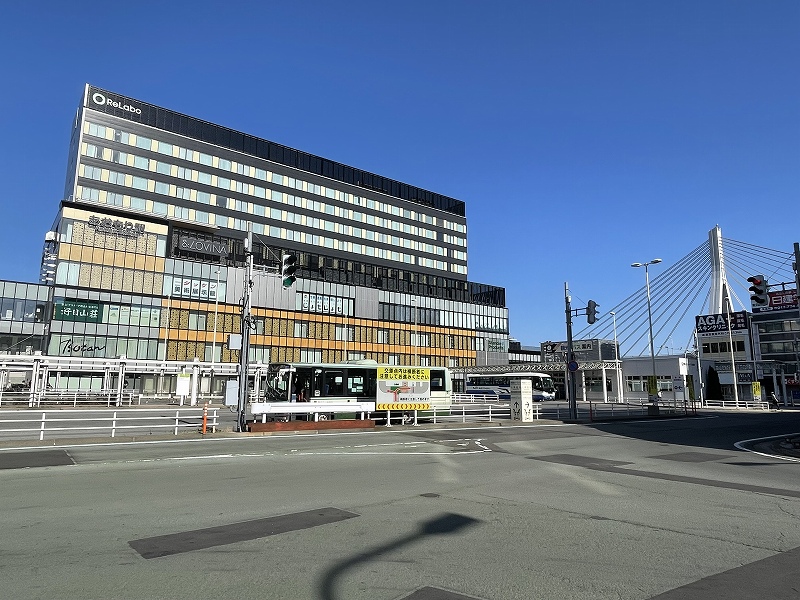 青森駅東口