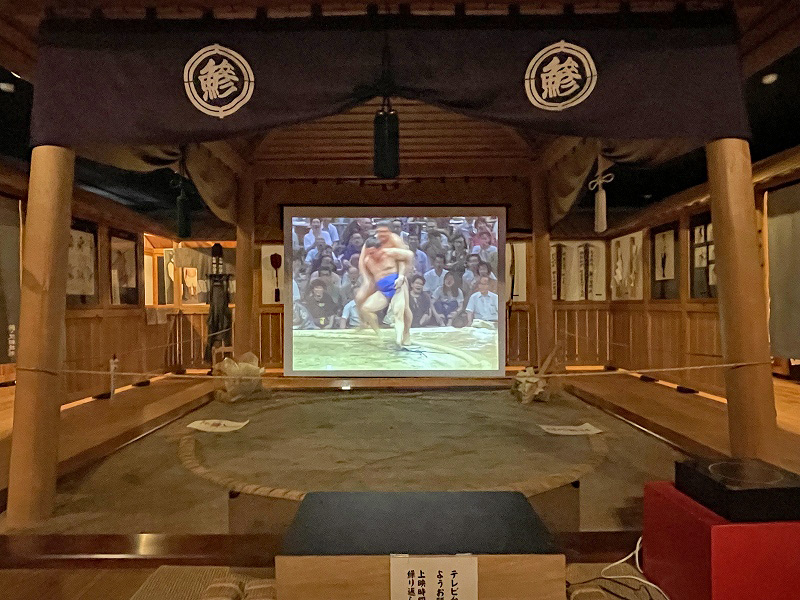 鯵ヶ沢相撲館