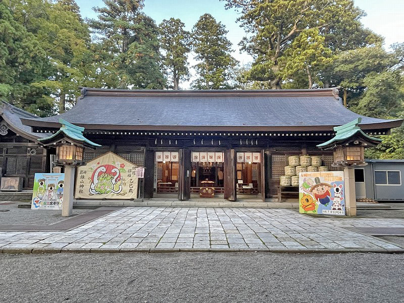 雄山神社 前立社壇