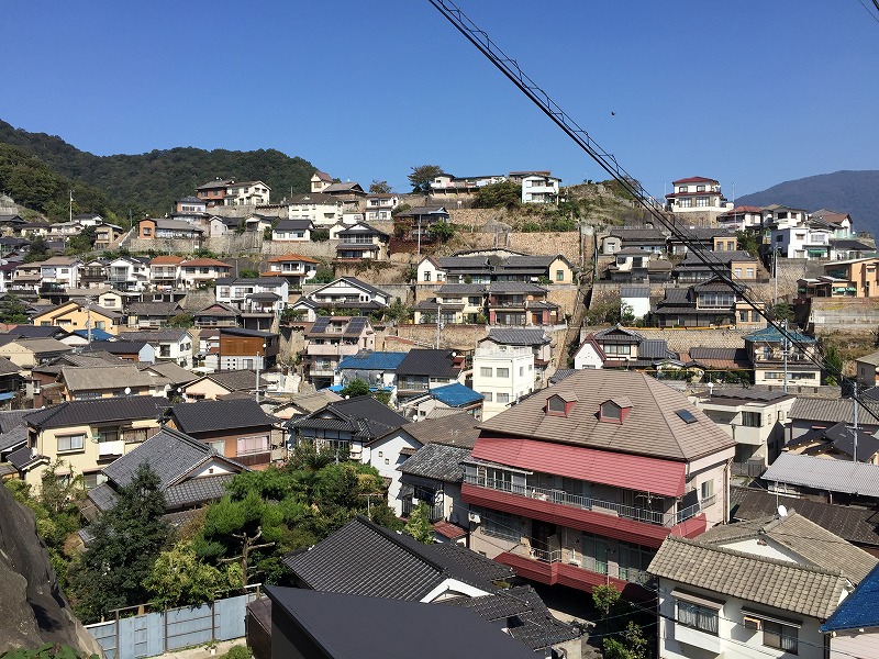 両城の200階段